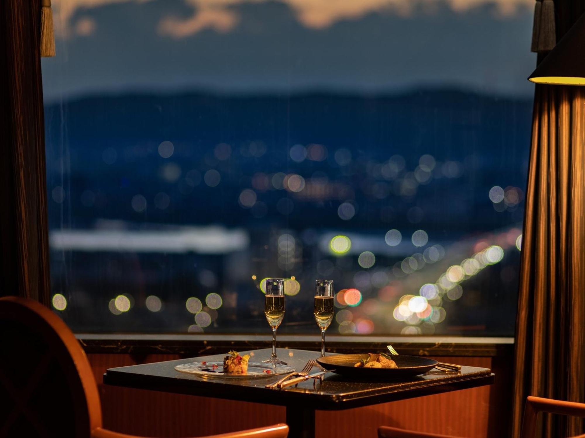 Ana Crowne Plaza Toyama By Ihg Hotell Eksteriør bilde