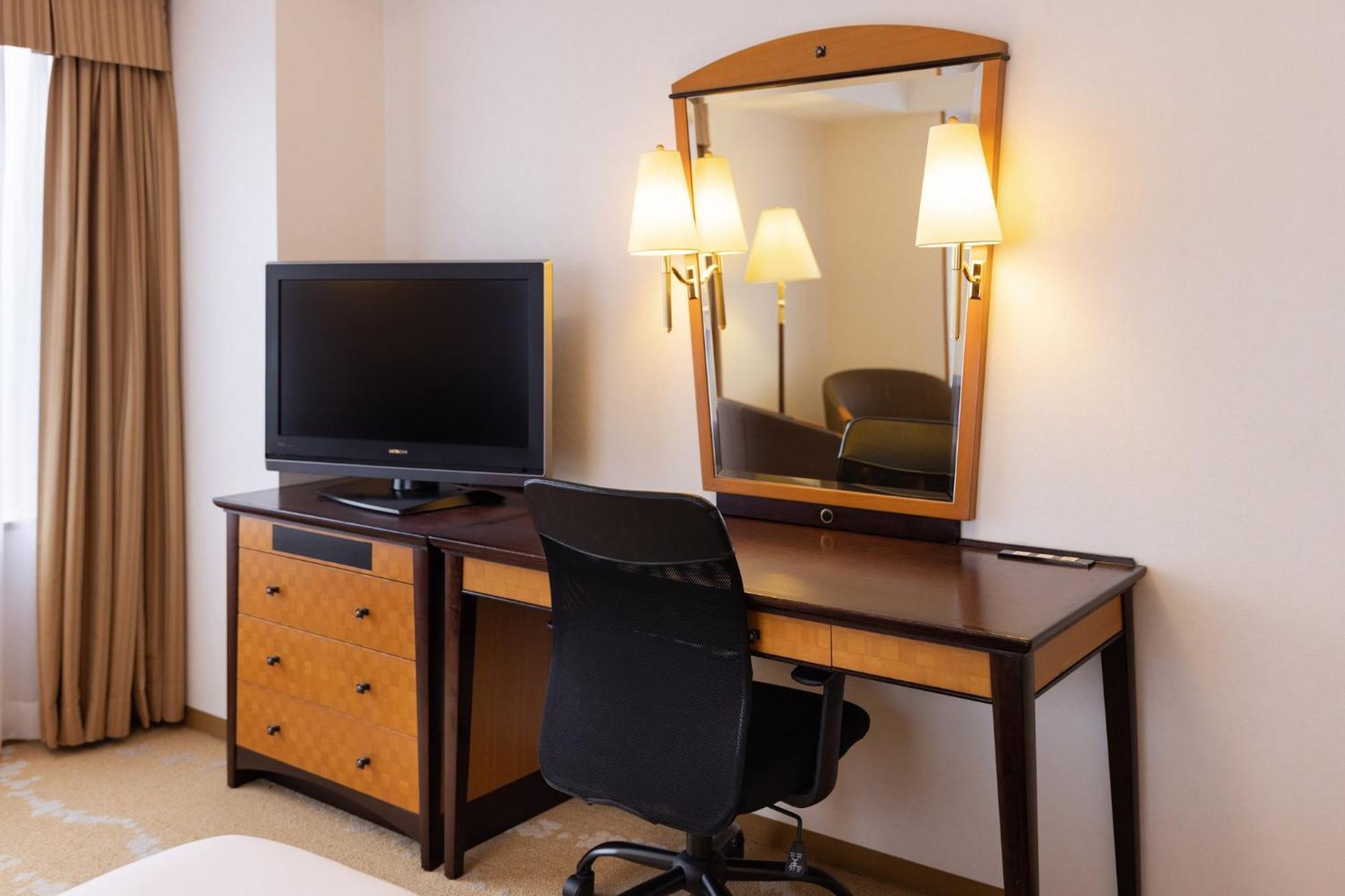 Ana Crowne Plaza Toyama By Ihg Hotell Eksteriør bilde